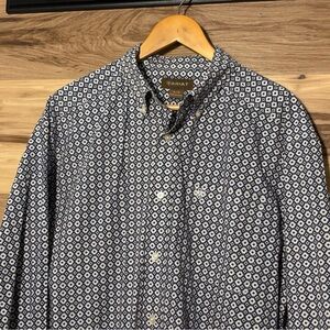 Ariat Men’s Long Sleeve Button Down with geometric pattern size XL